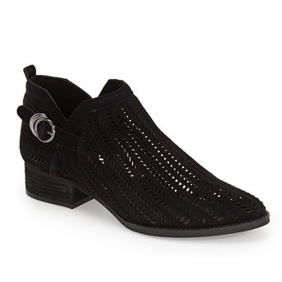 Vince Camuto Campina Suede Bootie | Size 7.5
